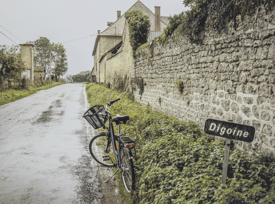 LON MCCROSKEY | French Country I