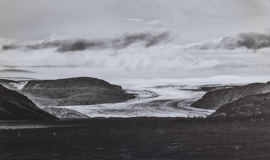 LON MCCROSKEY | Iceland Glacier